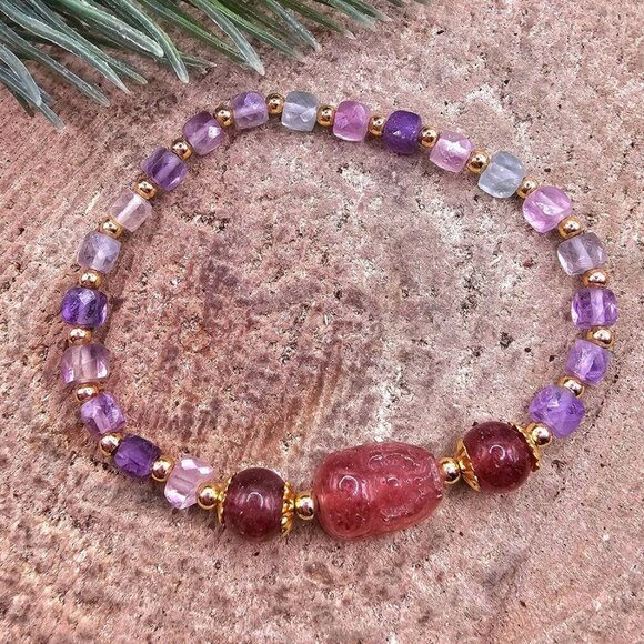 Nature Mixed Colors Fluorite Strawberry Quartz Pi Xiu Bracelet - Picture 8 of 10